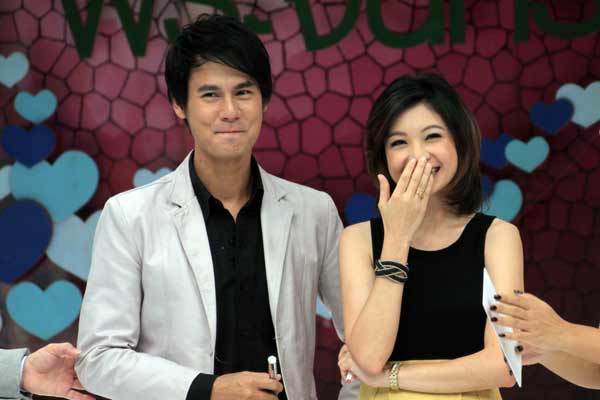 เวฟ สาริน - เดือน ศิรินธรา ดอนท้วม