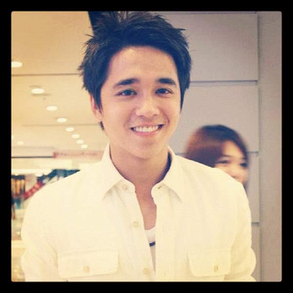 อเล็กซ์ เรนเดลล์