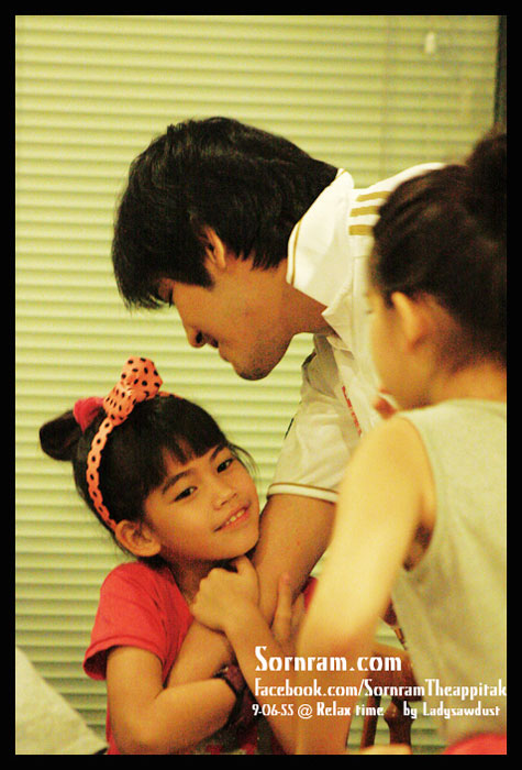 หนุ่ม ศรราม น้องชาร์เล็ต น้องมายลีน น้องสกาย