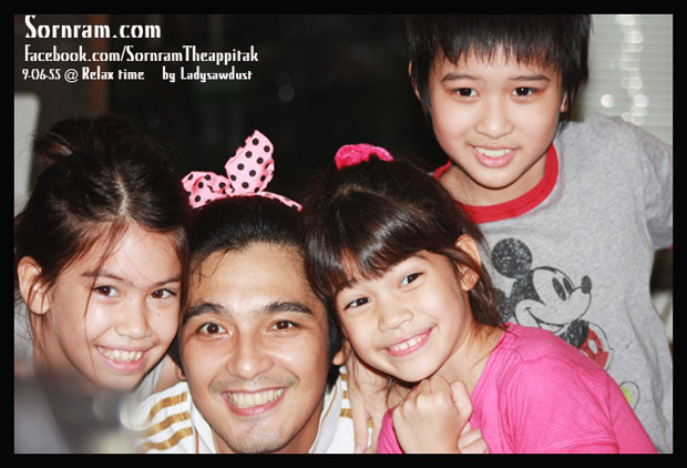 หนุ่ม ศรราม น้องชาร์เล็ต น้องมายลีน น้องสกาย