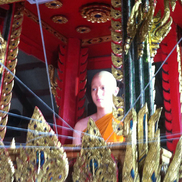 เจมส์ จิรายุ พระวันเฉลิม ใน ทองเนื้อเก้า