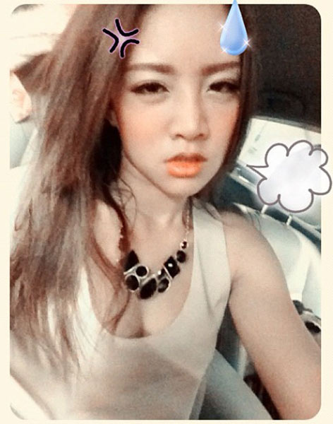 แนนนี่ เกิร์ลลี่ เบอร์รี่