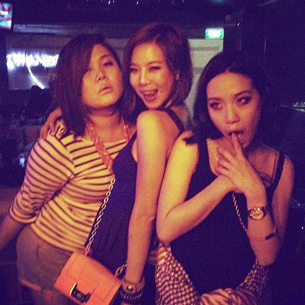 วันเกิด คริส หอวัง 