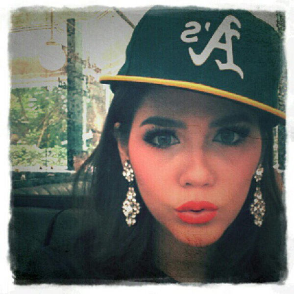 ชมพู่ อารยา ดาราปากจู๋