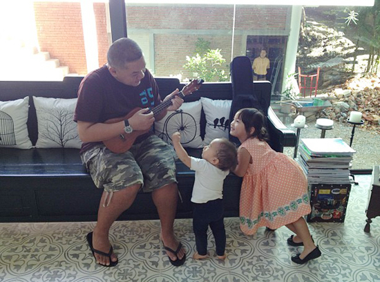 น้องแพรว น้องภูมิ ลูก ตุ๊ก ชนกวนันท์ 