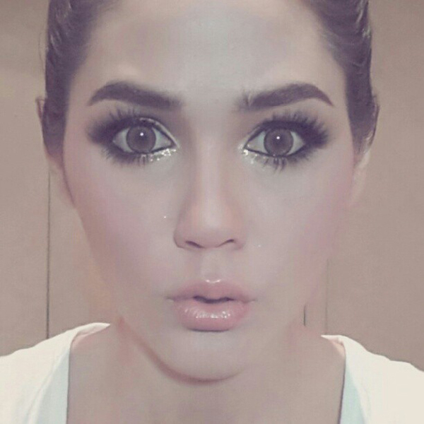 ชมพู่ อารยา ดาราปากจู๋