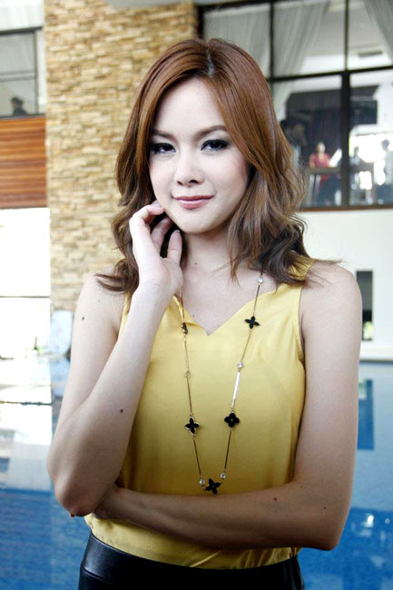 มิ้ม อัมราภัสร์ แต่งงาน