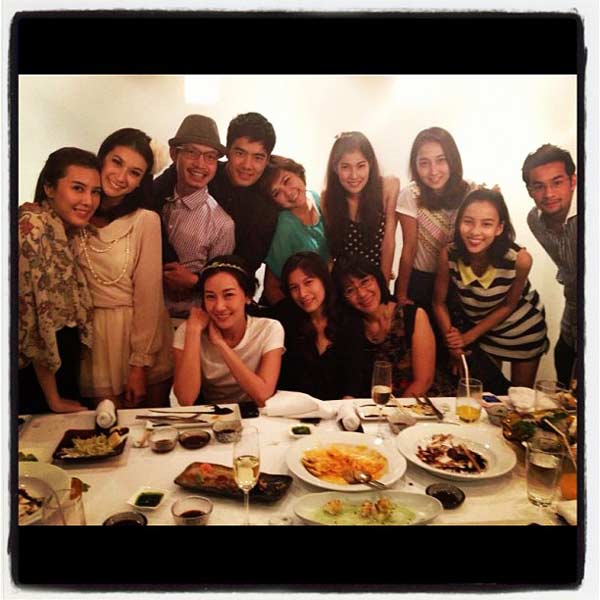 นุ่น วรนุช - เจี๊ยบ ชมพูนุช - เชียร์ ฑิฆัมพร เอมี่ กลิ่มประทุม