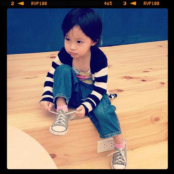 น้องเอวี่ ลูกสาว เอ อัญชลี