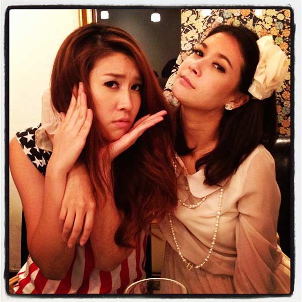 เชียร์ ฑิฆัมพร - เอมี่ กลิ่มประทุม