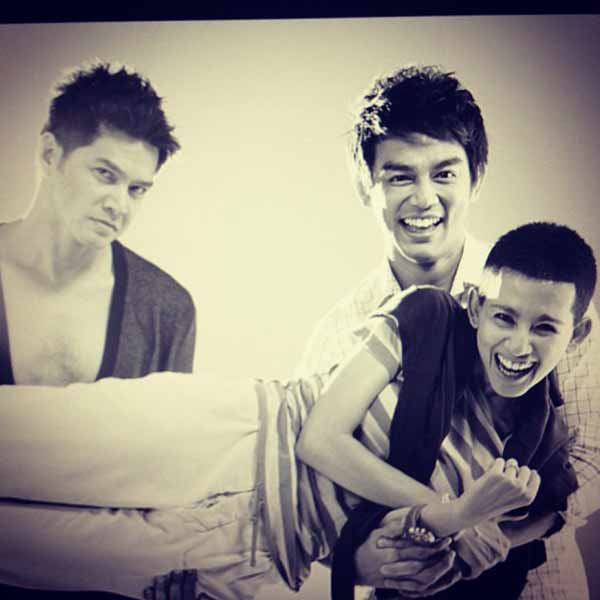 มอส-เต๋า-อ้อม นิตยสารแพรว