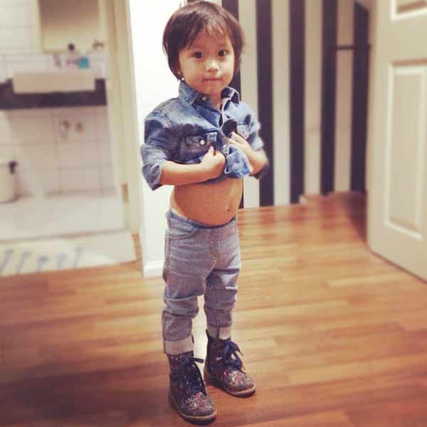 น้องเอวี่ ลูกสาว เอ อัญชลี