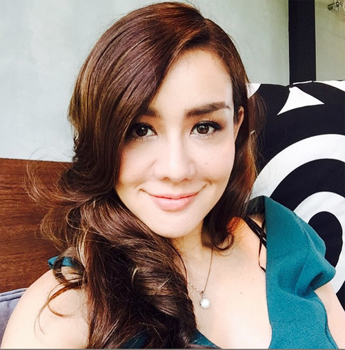 นิโคล เลิก ต้น