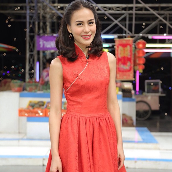 ดาราชุดกี่เพ้า