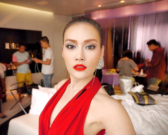 ดาราชุดกี่เพ้า