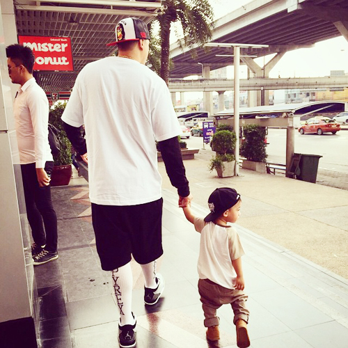 พ่อลูกดารา