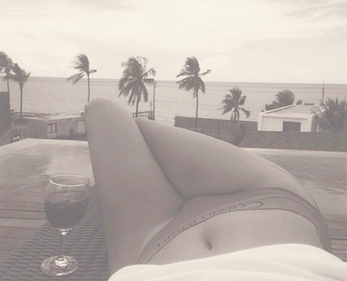 กุ๊บกิ๊บ บิกินี่ 