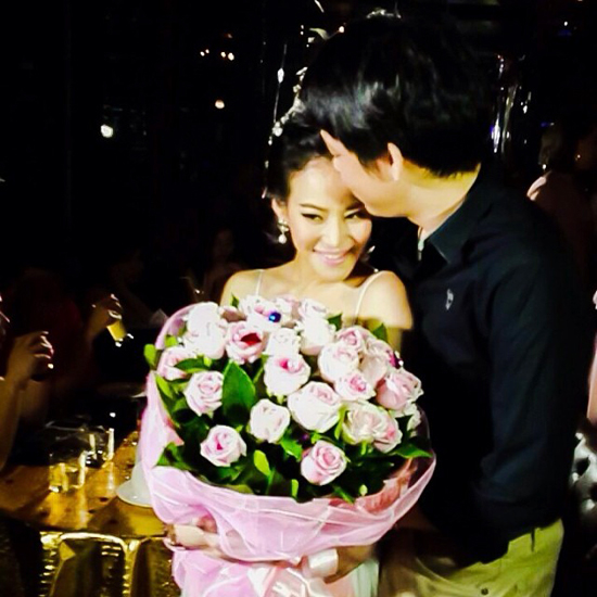 ข่าวบันเทิง สุดฮอตแห่งปี 2556