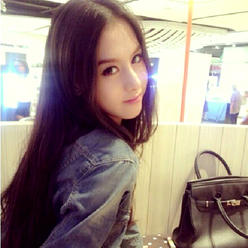 น้องลูกจันทร์ ศรัจจันทร์ พลอยบุศต์