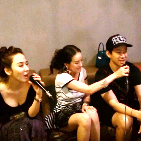 อั้ม พัชราภา หนิง ปณิตา ชาย อานันทวีป