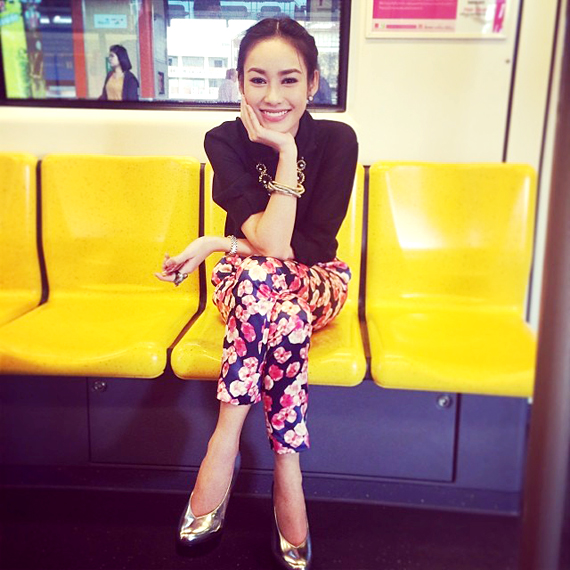 นาว ทิสานาฏ