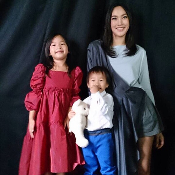 ตุ๊ก ชนกวนันท์