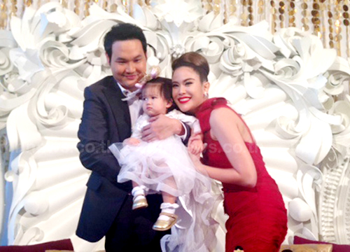 พลอย จินดาโชติ โอจีฟ แต่งงาน