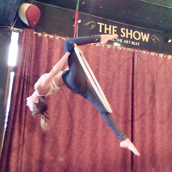 กระแต ศุภักษร เล่น Aerial Hoop