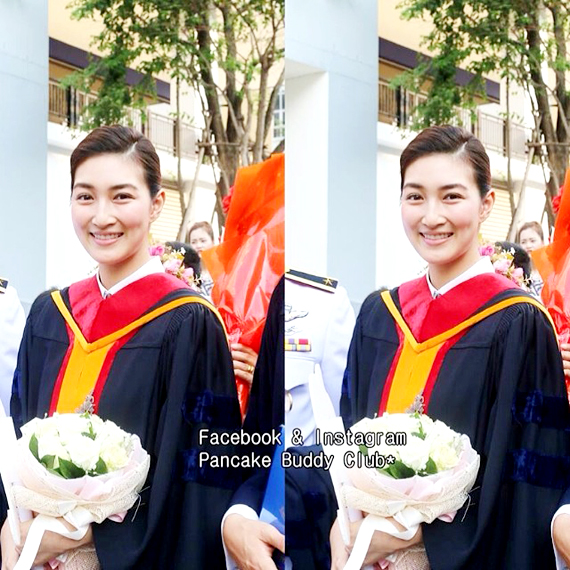 แพนเค้ก รับปริญญา
