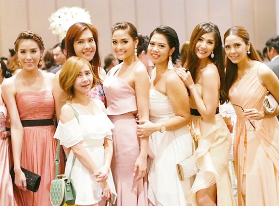 ปุ๊กลุ๊ก งานแต่ง เติ้ล ตะวัน