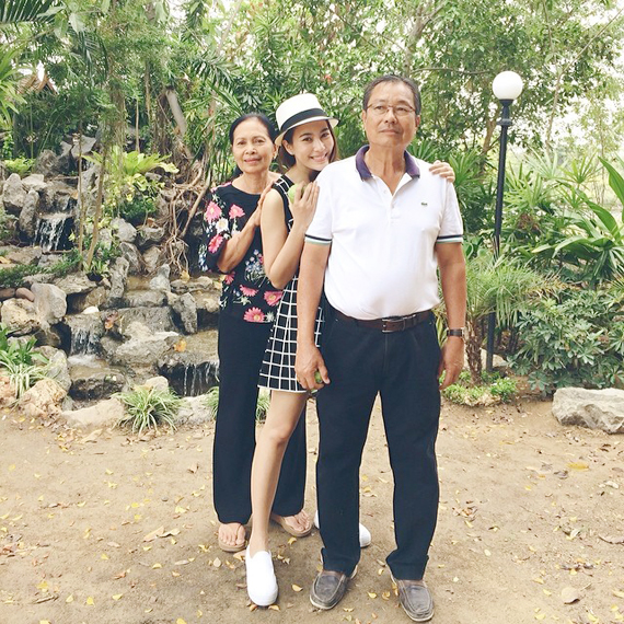 จุ๋ย วรัทยา