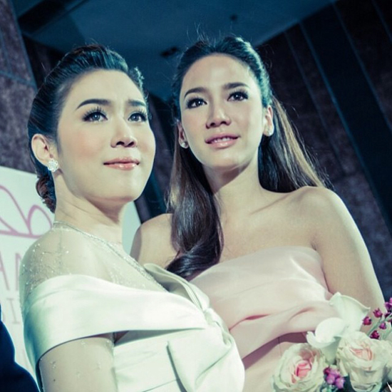 เมย์ เฟื่องอารมย์ อั้ม พัชราภา