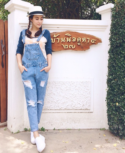 จุ๋ย วรัทยา