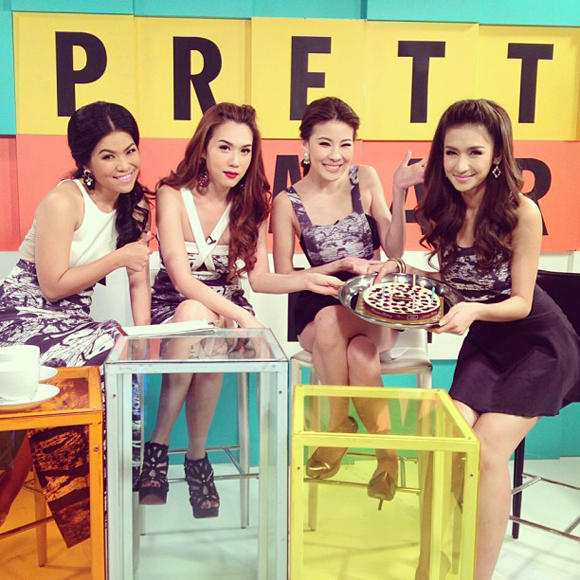 เนย โชติกา