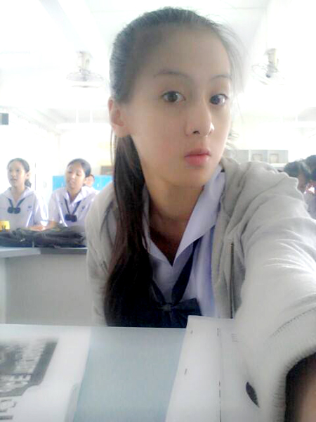 น้องลูกจันทร์ ศรัจจันทร์ พลอยบุศต์