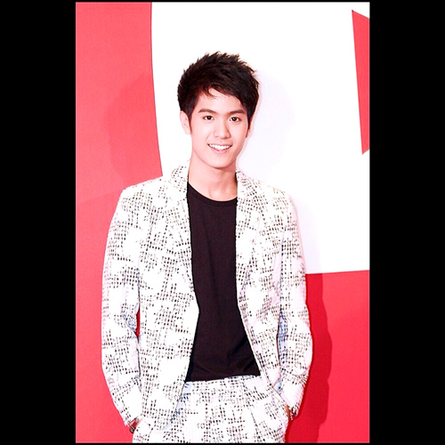 ตั้ว เสฎฐวุฒิ