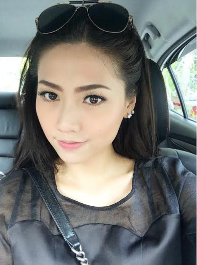 เมทัล สุขขาว