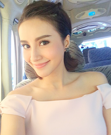 น้ำฝน พัชรินทร์