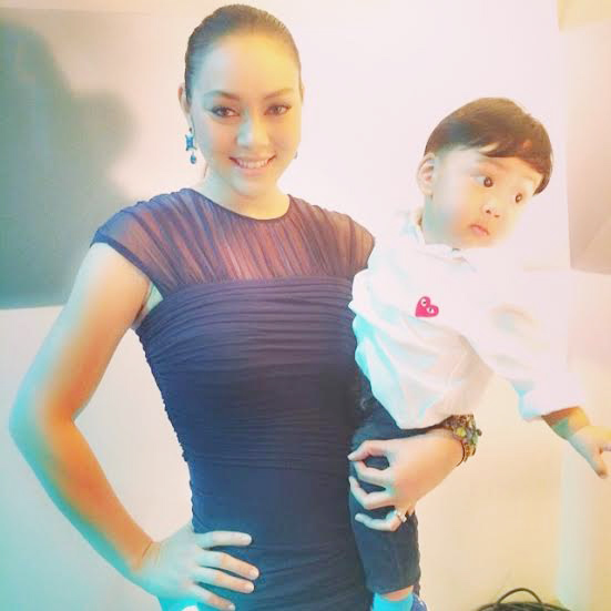 ตั๊ก บงกช น้องข้าวหอมออกรายการตีสิบ