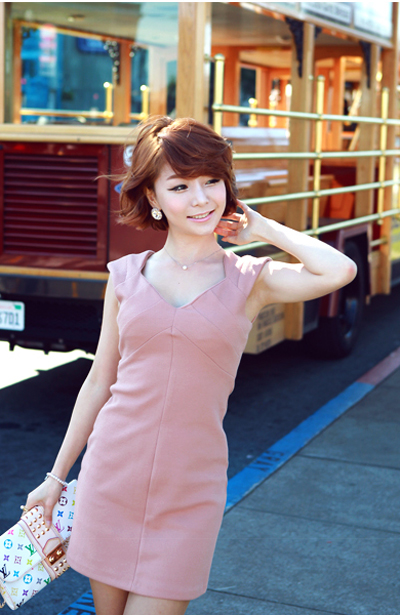 ชุดไปงานแต่งงาน