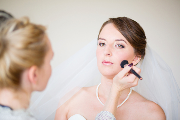 ช่างแต่งหน้างานแต่งงาน