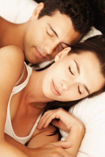 ท่านอนบอกนิสัยคู่รัก