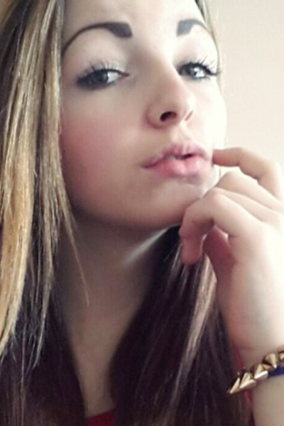 เขียนคิ้วแปลก