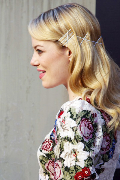 ทำผมด้วยกิ๊บดำ 