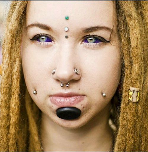 สักลูกตา