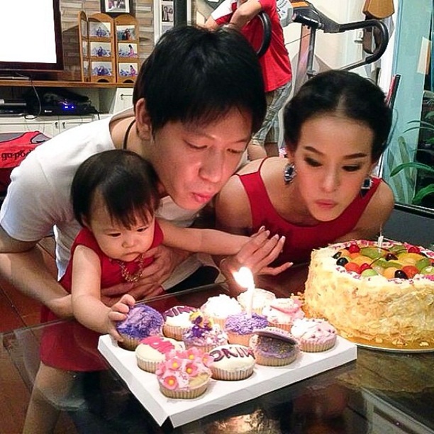 ชมภาพชุด น้องนิริน ลูกสาวหนิง ปณิตา ในวัย 1 ขวบ ชมภาพชุด น้องนิริน ลูกสาวหนิง ปณิตา ในวัย 1 ขวบ