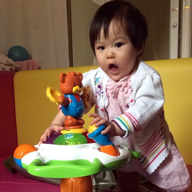  ชมภาพชุด น้องนิริน ลูกสาวหนิง ปณิตา ในวัย 1 ขวบ