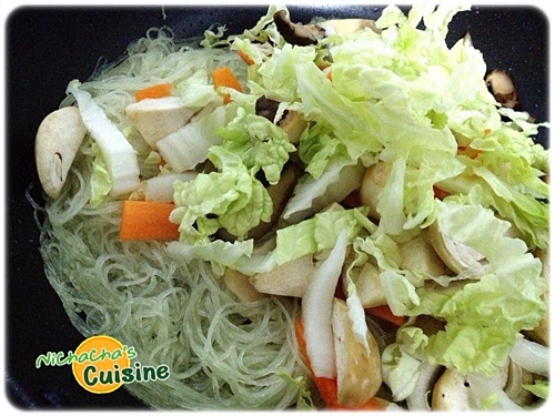  ผัดวุ้นเส้นมะละกอเจ อาหารเจแบบง่าย ๆ