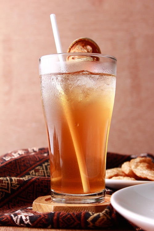 น้ำมะตูมหอมหวานชุ่มคอจากสมุนไพรไทย