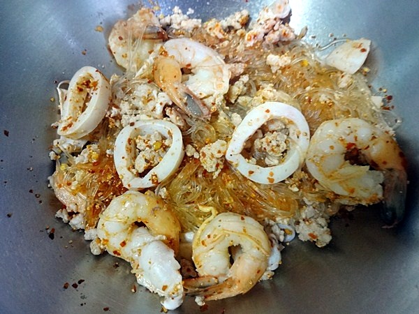   ลาบวุ้นเส้นรวมมิตร ลดความอ้วนกับเมนูสุดแซบ